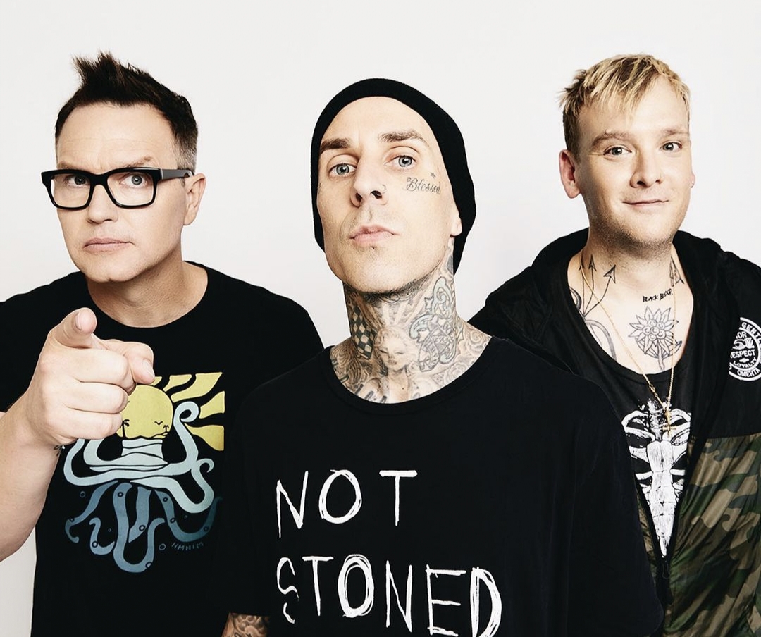 Mark Hoppus Blink-182 Unggah Foto Kepala Botak Usai Kemoterapi untuk Kanker